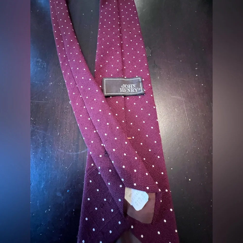 Vintage John Henry Polka‎ Dot Burgundy Tie